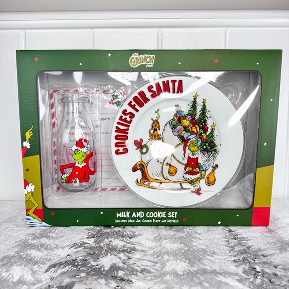 NEW Dr Seuss The Grinch Milk and Cookies For Santa Set - Picture 1 of 4